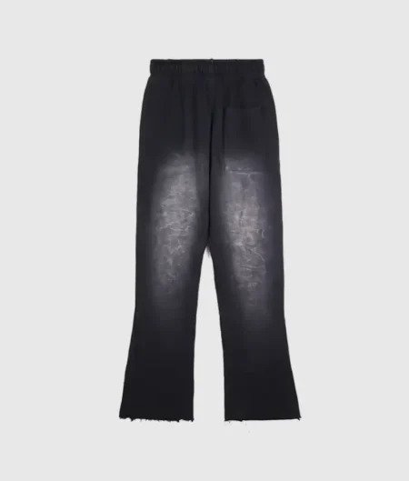 You are currently viewing Hellstar Clothing: A Rebellious Statement of Streetwear Power