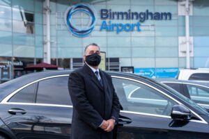 Read more about the article The Difference Between a Taxi and an Executive Chauffeur Service