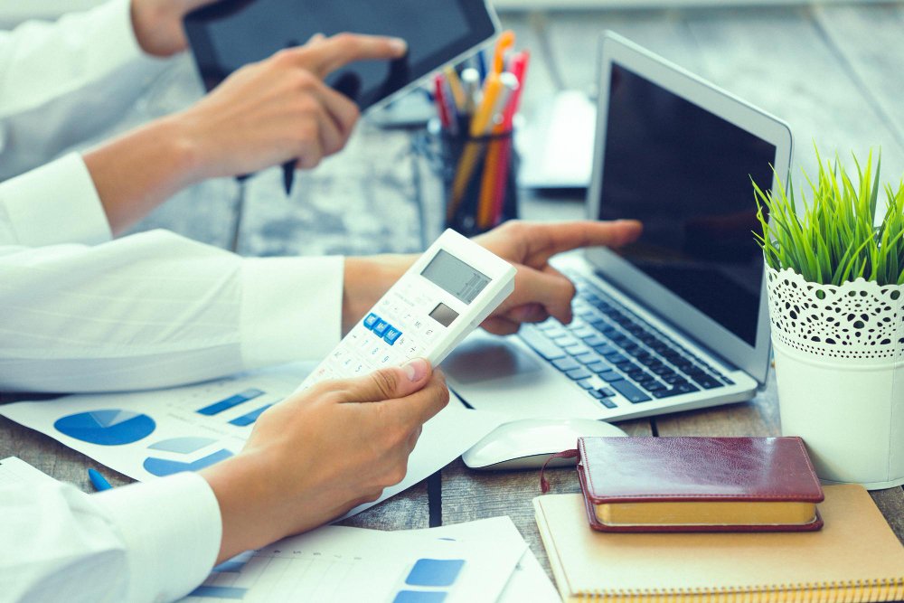 Read more about the article Outsource Accounting Services Dubai: Boost Efficiency and Profit