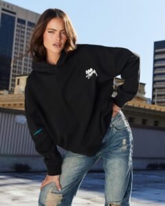 Read more about the article Cultural Threads How Fashion Hoodies Reflect Society