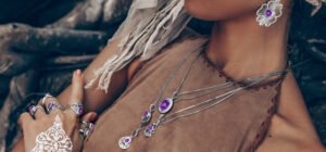 Read more about the article Amethyst Jewelry: The Allure of a Purple Gemstone