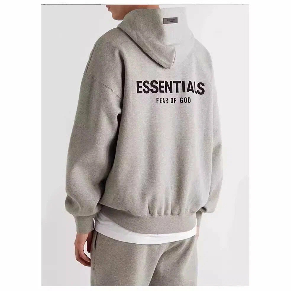 Read more about the article Essentials Hoodie – Smooth Ivory