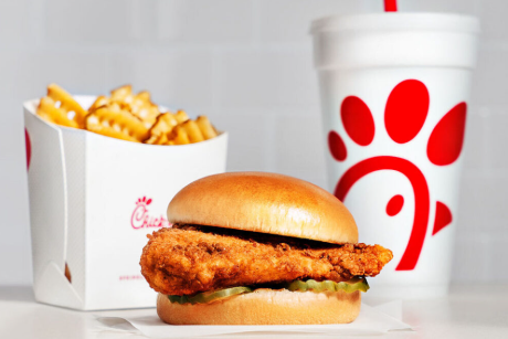 You are currently viewing Chick-fil-A Entrees: Delicious Options for Every Craving