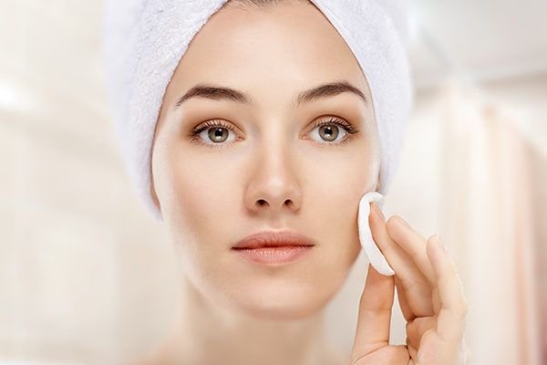 You are currently viewing Simple Normal Skin Care Tips for Daily Glowing In 2025