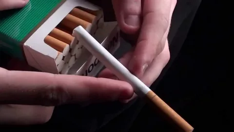 You are currently viewing How Many Cigarettes in a Carton? A Complete Guide for Smokers and Curious Consumers