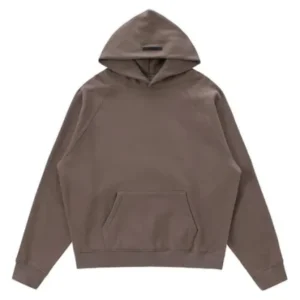 Read more about the article Essentials Fear of God: The Rise of Minimalist Streetwear Royalty