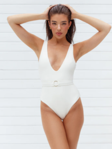 Read more about the article From Poolside to Runway: How Baewatch Bikinis Are Making Waves This Season 