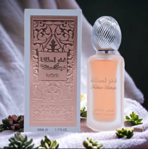 Read more about the article Unlock the Secrets: The Art of Choosing the Perfect Hair Fragrance 