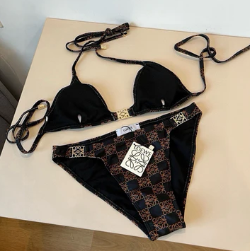 You are currently viewing Chic and Stylish: Why Loewe Women’s Swimsuits Are a Must-Have This Season