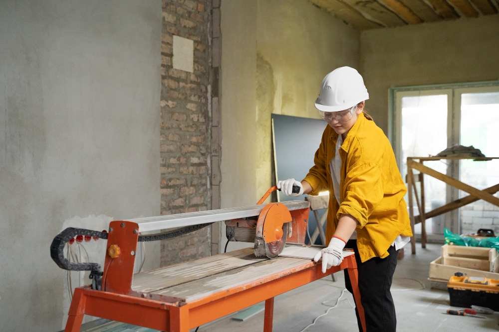 Read more about the article Renovation Contractor Charges in Kuala Lumpur for Different Types of Renovation