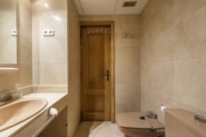 Read more about the article The Ultimate Guide on Where to Buy Frameless Shower Doors in Marion NC