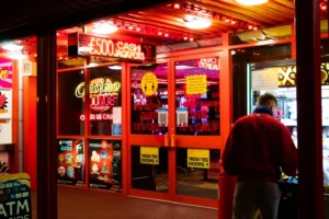 Read more about the article Finding the Best Esports Betting Apps: Where to Bet on Your Favorite Games