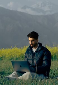 Read more about the article Best Rural Internet: Closing the Connectivity Gap for Remote Communities