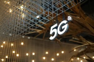 Read more about the article The Future of Connectivity: Exploring the Power of 5G Internet Service