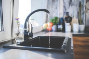 Read more about the article Best Water Purifier Filters for Hard Water: Solutions for Clean and Soft Water