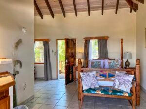 Read more about the article Experience Island Luxury and Natural Beauty in St. John Hotels