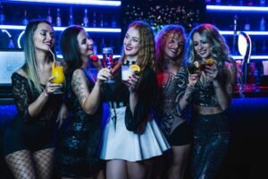 Read more about the article Experience the Best Dance Bar in Dubai for Nightlife Vibes