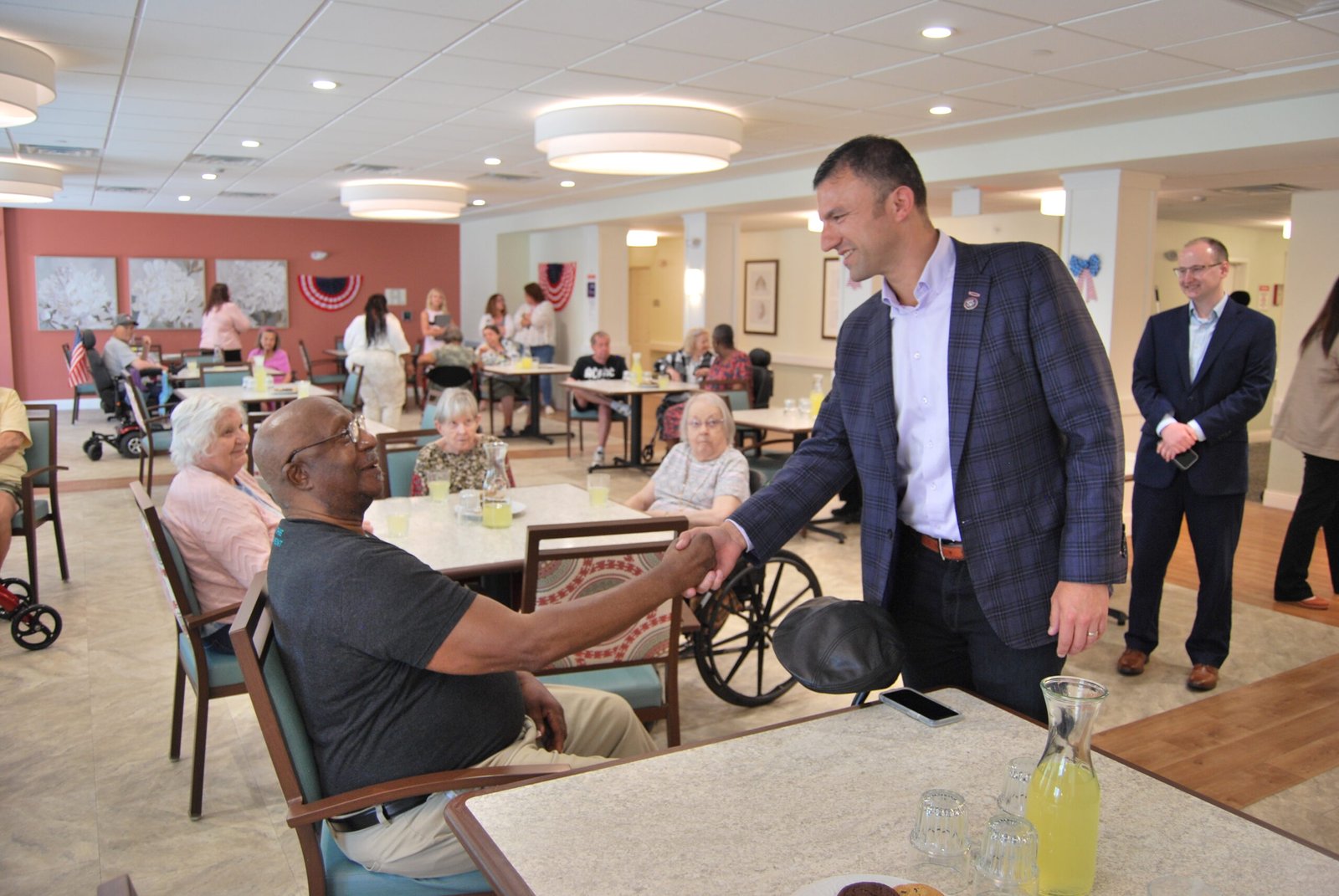 Read more about the article Assisted Living in Mishawaka: Compassionate Support and Independence for Seniors