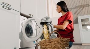Read more about the article What’s the Average Cost to Do a Load of Laundry at Home?
