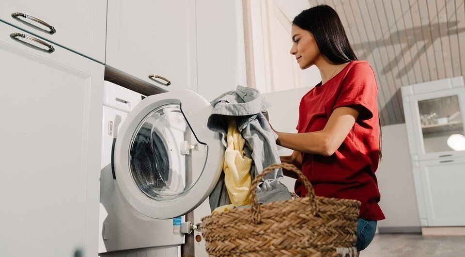 You are currently viewing What’s the Average Cost to Do a Load of Laundry at Home?
