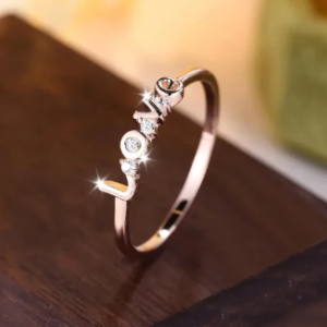 Read more about the article The Versatility of 925 Sterling Silver Rings: From Casual to Elegant