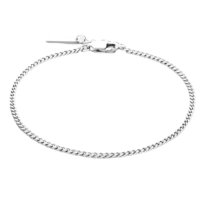 Read more about the article Cuban Bracelet Styles: How to Choose the Perfect Accessory for You