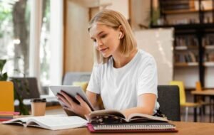 Read more about the article How to Pick the Best Ebook Writer for Your Project and turn ideas into bestsellers?