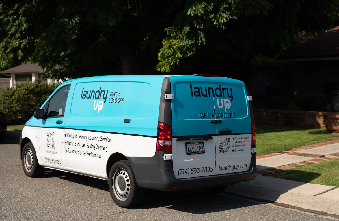 Read more about the article Effortless Laundry Pickup and Delivery Service with LaundryUp