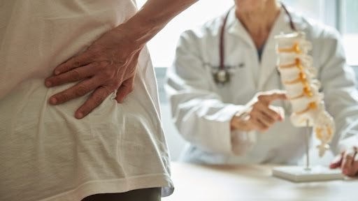 Read more about the article Top Qualities of the Best Spine Surgeon in Jaipur You Should Know
