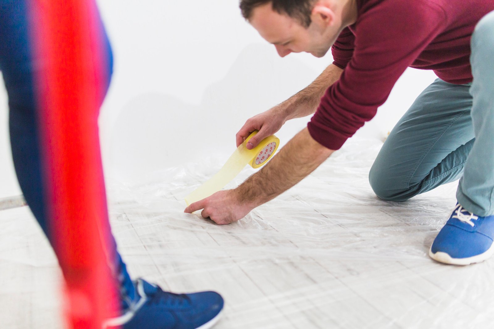 Read more about the article Unveiling The Advantages of LVT Glue Down Flooring for Modern Homes