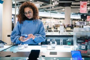 Read more about the article Mobile Shop Near Me Why Ifix Gadgets Guildford is Your Choice.