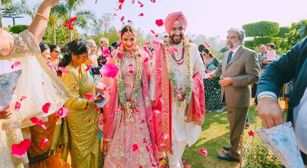 You are currently viewing What Is the Difference Between a Wedding Planner and a Wedding Coordinator