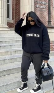 Read more about the article Fear Of God Essentials Hoodie Shop And Essentials Tracksuit Online Store