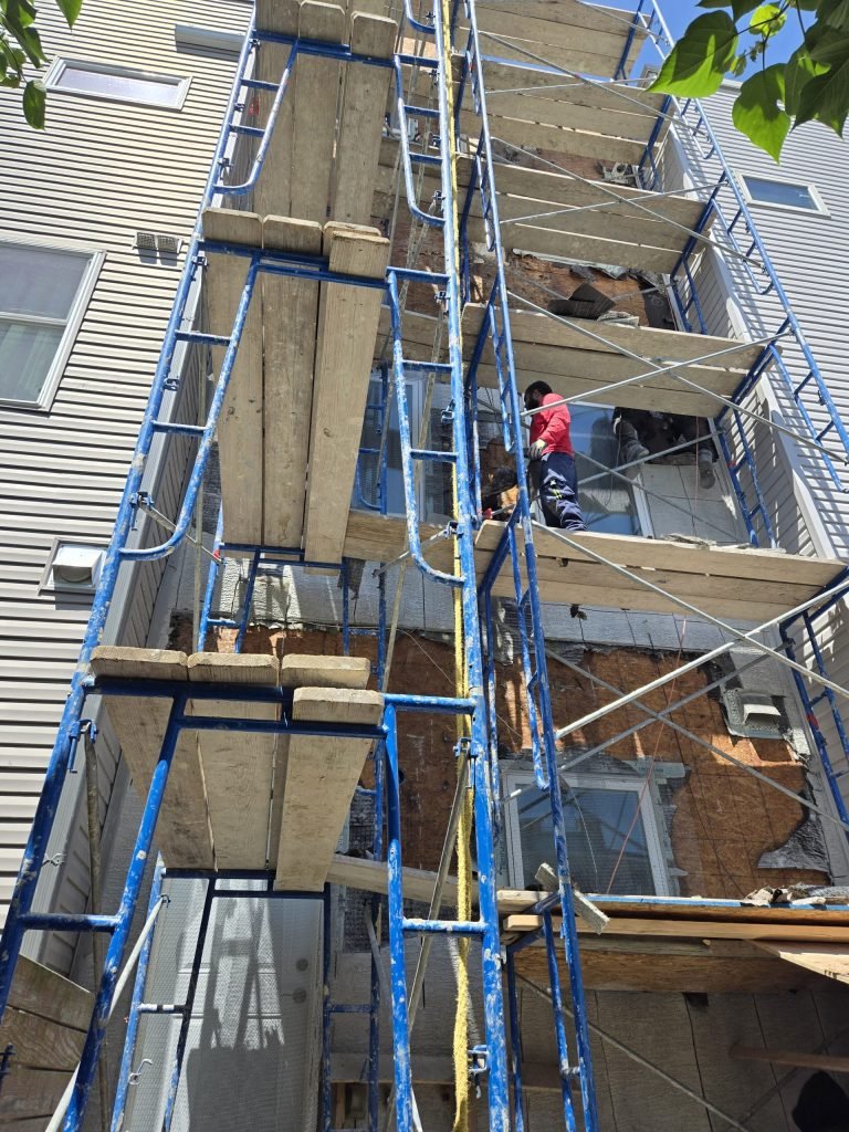 Read more about the article A Complete Guide to Exterior Stucco Installation for Homes