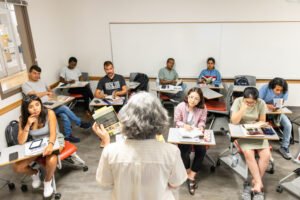 Read more about the article The Importance of ESOL Classes in Today’s Multicultural Society