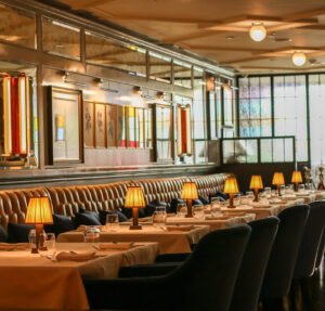 Read more about the article Best Restaurants in Delhi for Lunch & Rooftop Dining This Winter