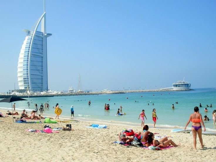You are currently viewing Why Dubai Is the Safest City for Solo Travelers in 2025
