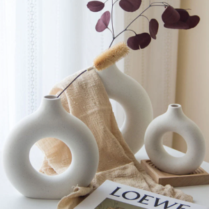 Read more about the article Elevate Your Home Decor: Discover the Charm of Nordic Donut Vase