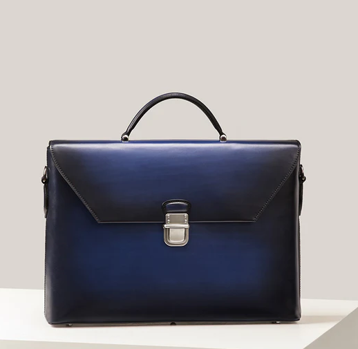 You are currently viewing How to Choose the Perfect Vintage Crossbody Bag for Every Occasion