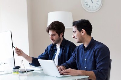 You are currently viewing Top Benefits of Choosing to Hire ChatGPT Developers for Your AI Projects