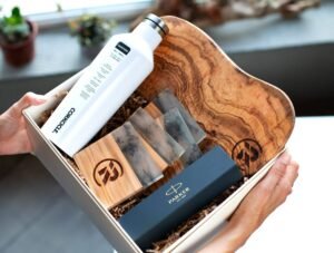 Read more about the article Why Are Personalized Employee Gifts Important for Company Culture?