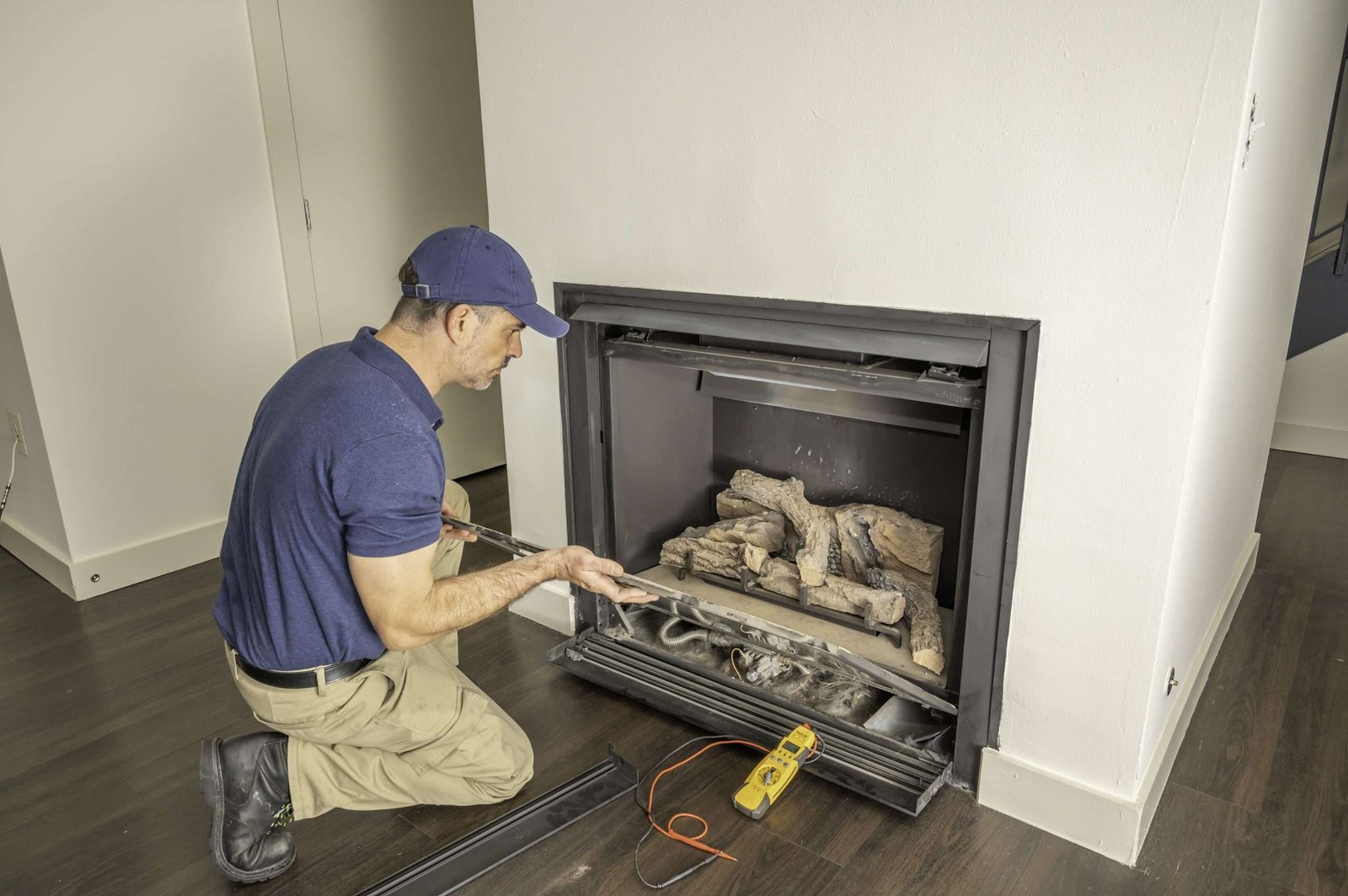 Read more about the article Fast & Reliable Gas Fireplace Repair Services Near You