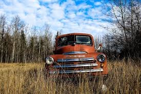 Read more about the article Top Paying Cash for Old Cars Near You