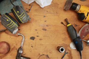Read more about the article Hand & Power Tools: Your Complete Guide to Picking the Right Gear