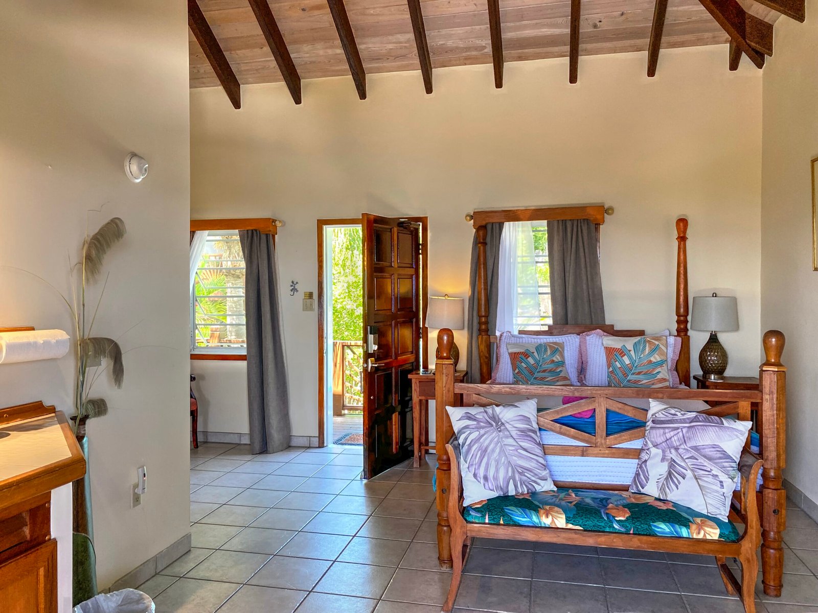 You are currently viewing The Distinctive Character of the Virgin Islands Hotels