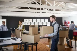 Read more about the article How Commercial Moving Services Simplify Business Relocation