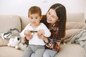Read more about the article What Training Do Baby Sitting at Home Providers Get?