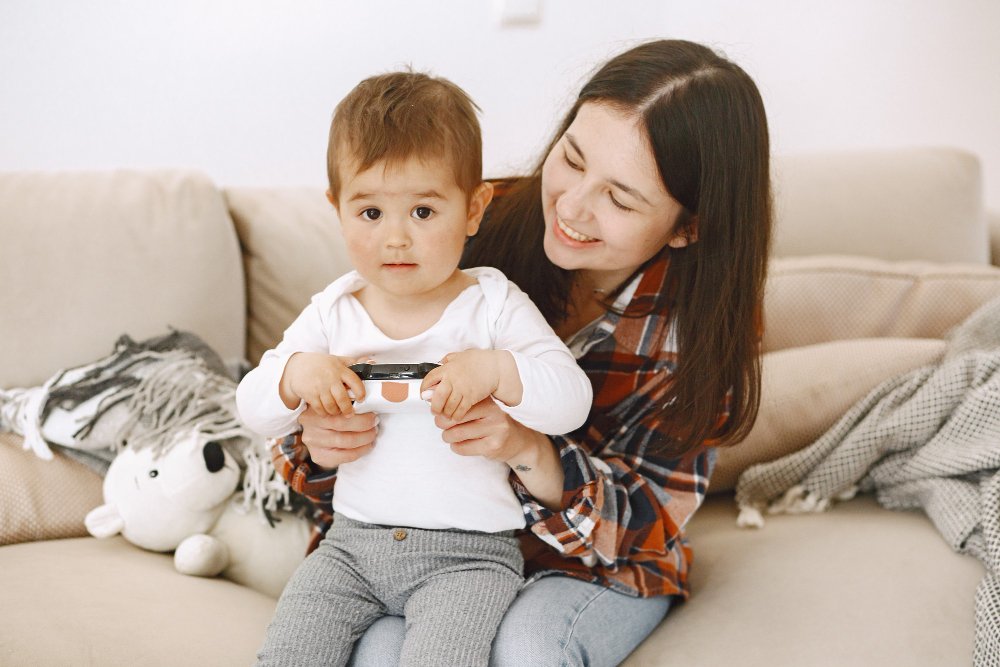Read more about the article What Training Do Baby Sitting at Home Providers Get?