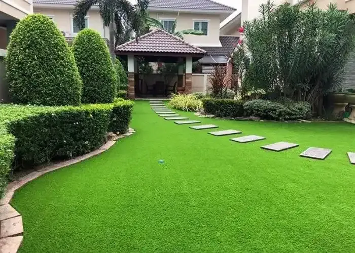 Read more about the article Transform Your Outdoors with Artificial Grass in Dubai