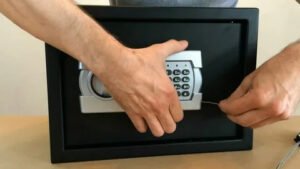 Read more about the article Secure, Reliable and Safe Locksmith Service inGoodyear, AZ